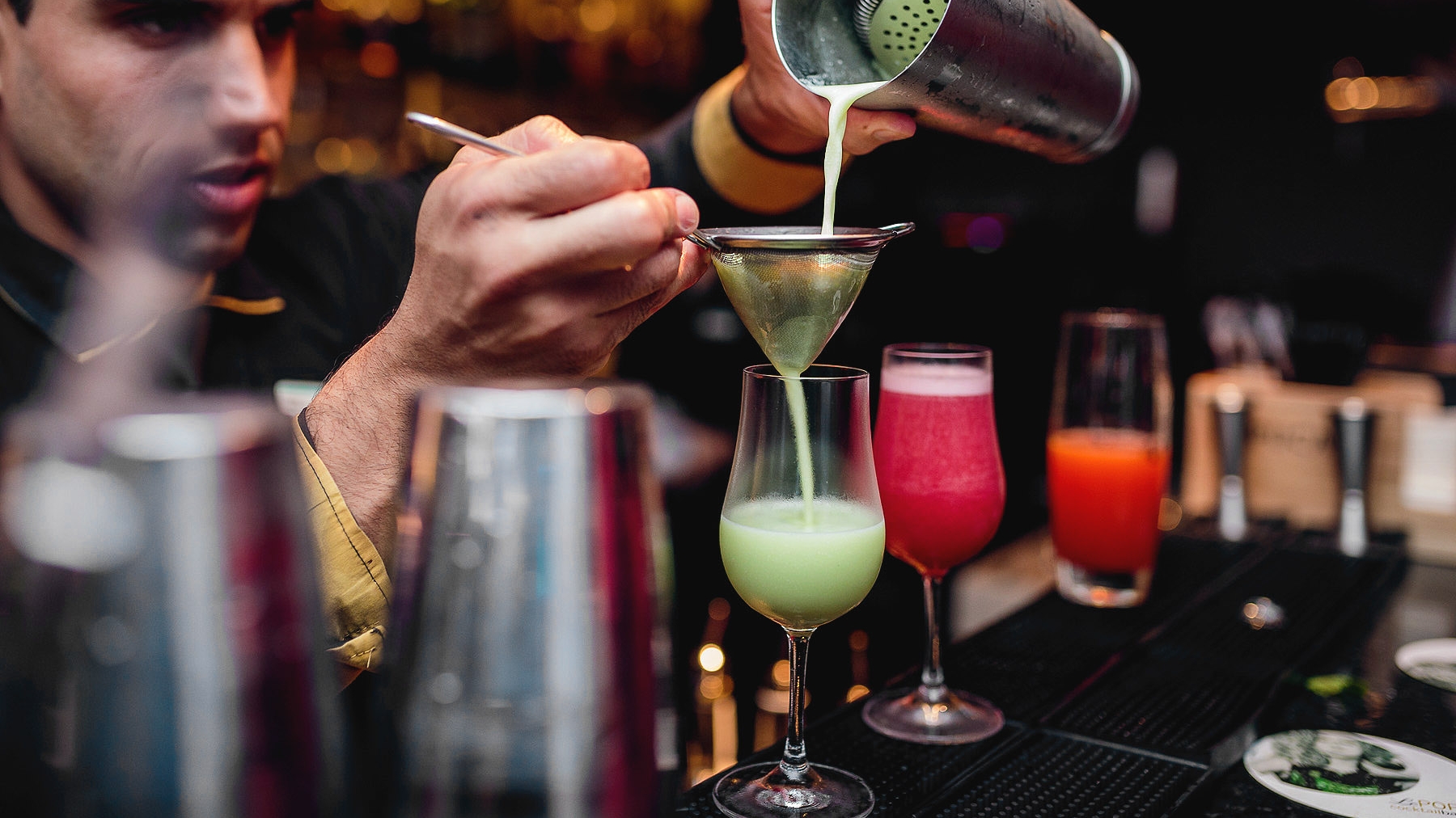 Mixing Cocktails | Le Pop Cocktail Bar